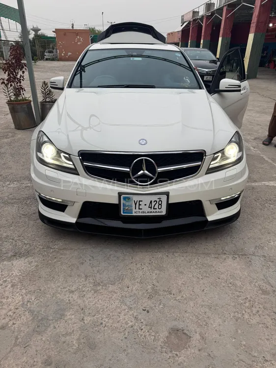 Mercedes Benz C Class 2013 for Sale in Lahore Image-1