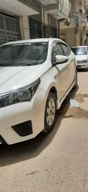 Toyota Corolla 2015 for Sale in Karachi Image-1