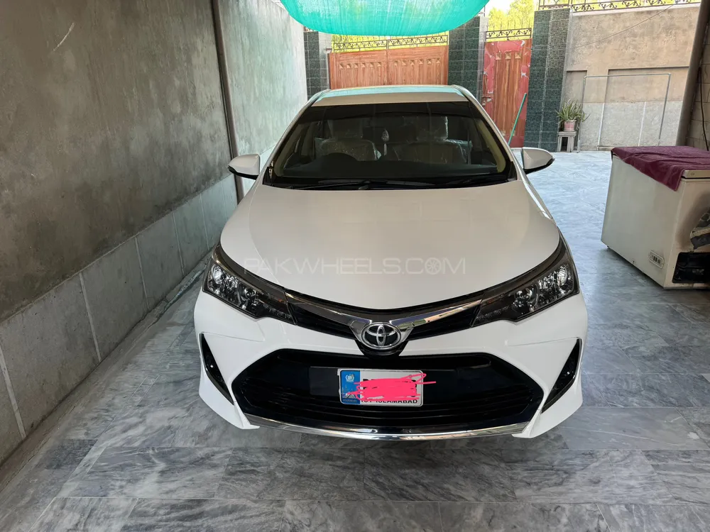 Toyota Corolla 2023 for Sale in Peshawar Image-1