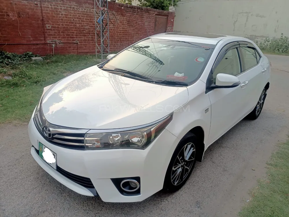 Toyota Corolla 2017 for Sale in Lahore Image-1