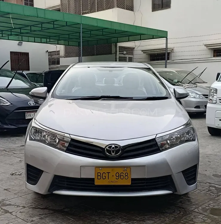 Toyota Corolla 2016 for Sale in Karachi Image-1