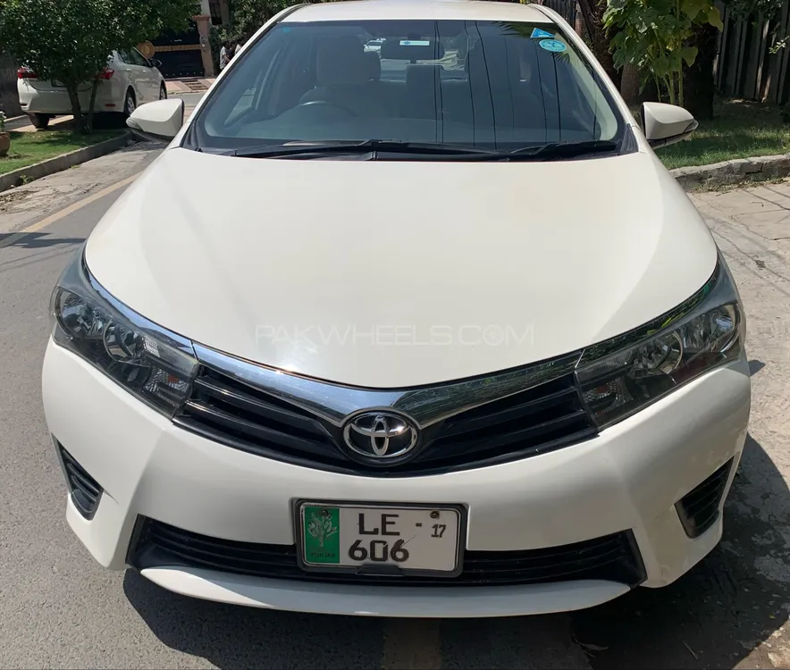 Toyota Corolla 2016 for Sale in Lahore Image-1
