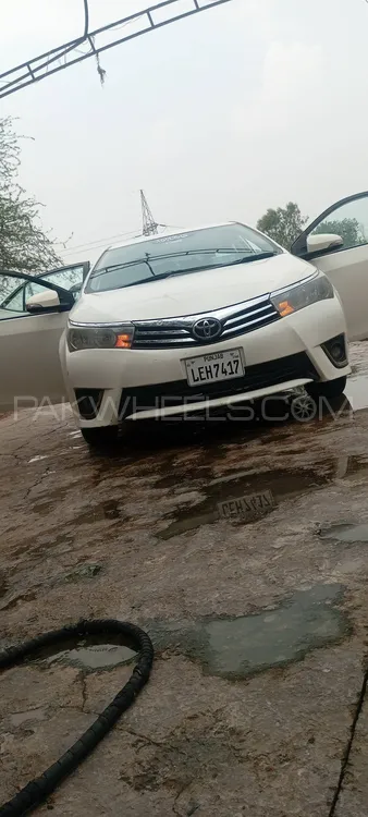 Toyota Corolla 2016 for Sale in Lahore Image-1