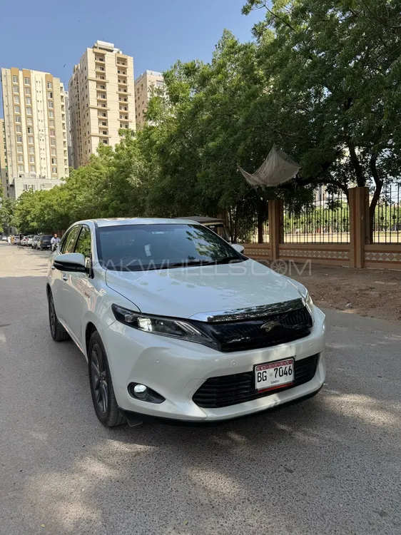 Toyota Harrier 2014 for Sale in Karachi Image-1