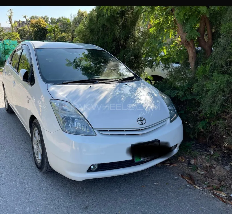 Toyota Prius 2010 for Sale in Peshawar Image-1