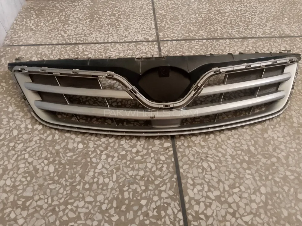 front grill of 2009 to 2014 Corolla Image-1