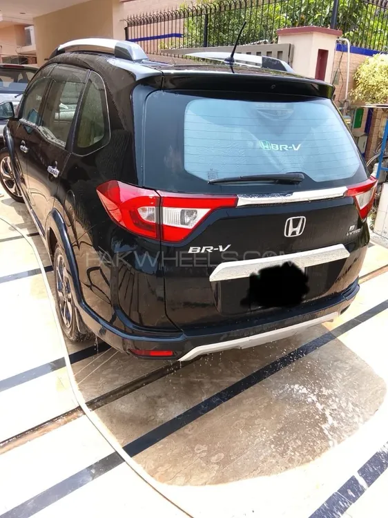 Honda BR-V 2018 for Sale in Lahore Image-1