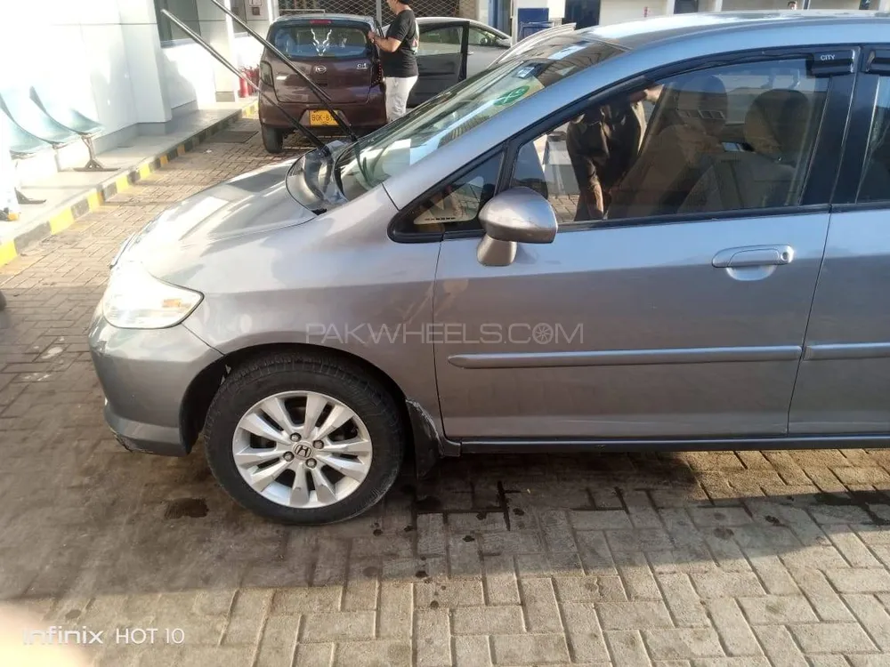 Honda City 2004 for Sale in Karachi Image-1