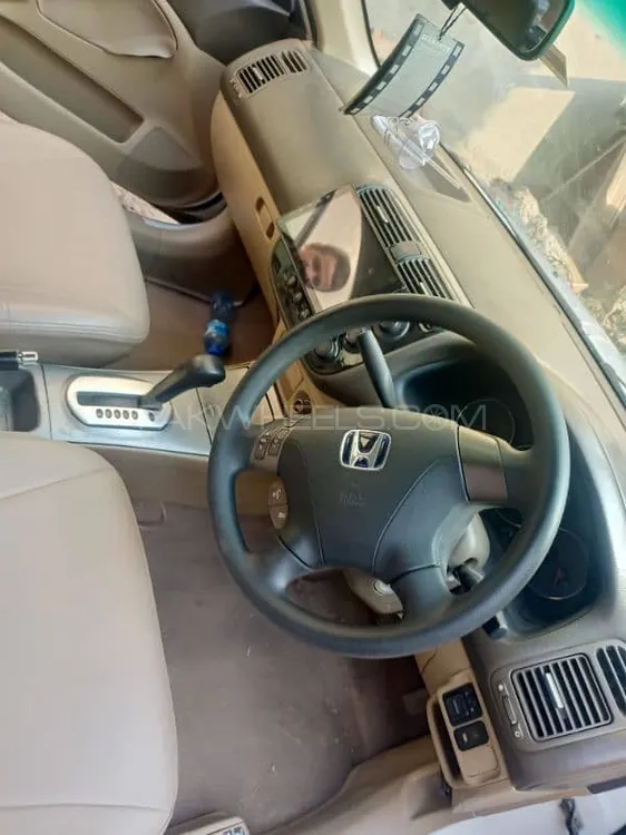 Honda Civic 2005 for Sale in Lahore Image-1