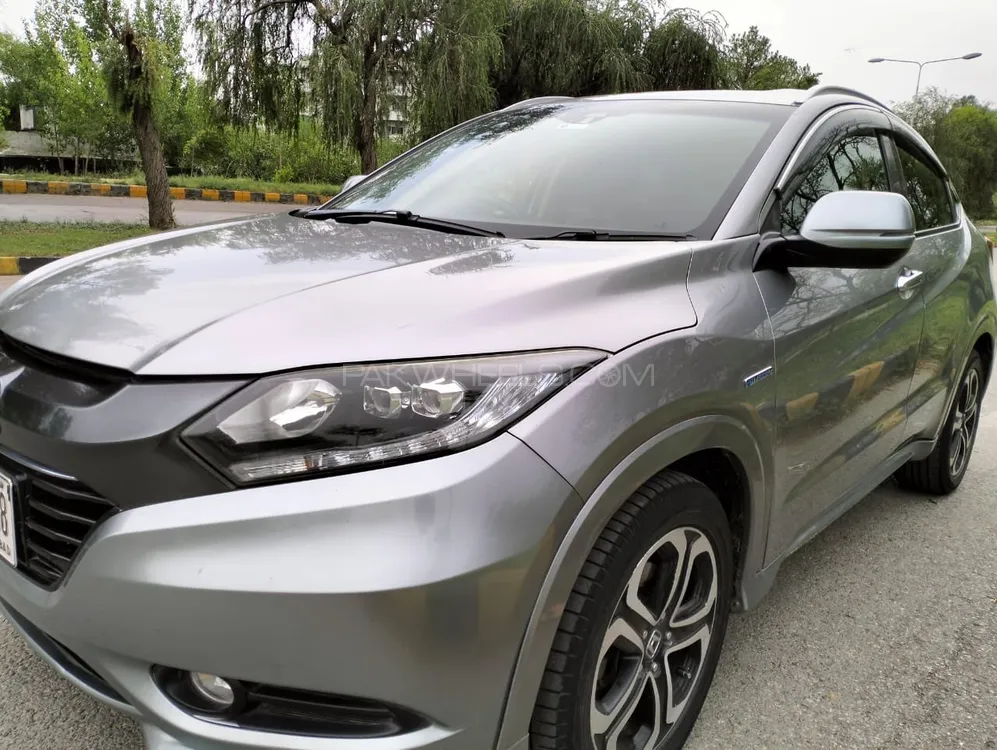 Honda Vezel 2014 for Sale in Islamabad Image-1