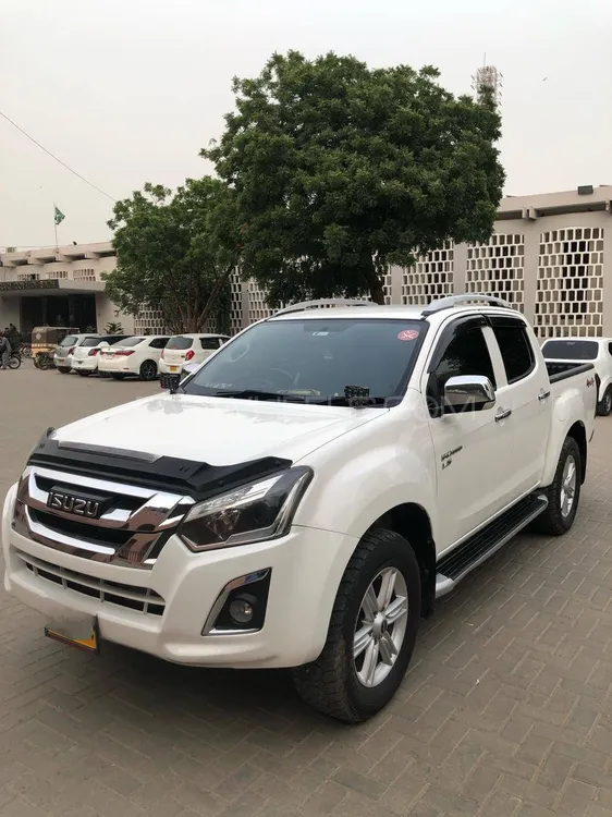 Isuzu D-Max 2019 for Sale in Karachi Image-1