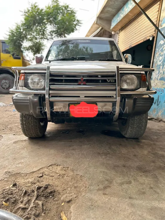 Mitsubishi Pajero 1993 for Sale in Karachi Image-1