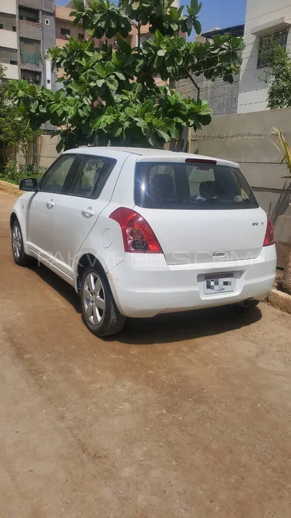 Suzuki Swift 2015 for Sale in Karachi Image-1