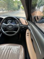HYUNDAI SONATA 2.0 (2000cc)
Model 2022 || Registered 2022
Hampton Grey Color 
Bumper to Bumper Original 100% Guaranteed 
26,000kms Driven Genuine 100%
Panoramic Roof
Wireless Charger
Dual Power Seats
Harmon Kardon Speakers
All seals still intact 
READY DELIVERY 
EXCHANGE POSSIBLE WITH ANY CAR
 
For inspection
Available at SUPREME CARS
Plot # 151/F,Under Imam heights,Shop no.1&2, Main Khalid Bin Walid Rd, Karachi, Sindh 75400

|  Premium Cars  |  Best Prices  |  Optimum Performance | 
#supremecarsgang