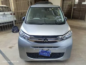 Mitsubishi Ek Wagon G 2022 for Sale