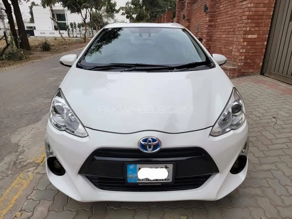 Toyota C-HR 2019 for Sale in Lahore Image-1