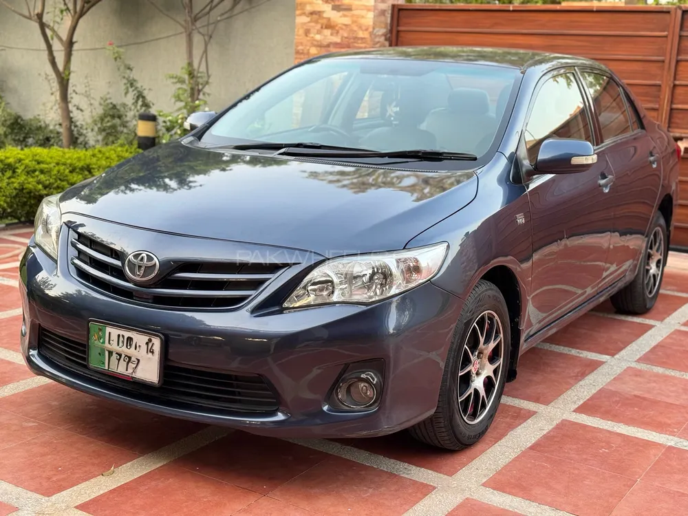 Toyota Corolla 2014 for Sale in Lahore Image-1