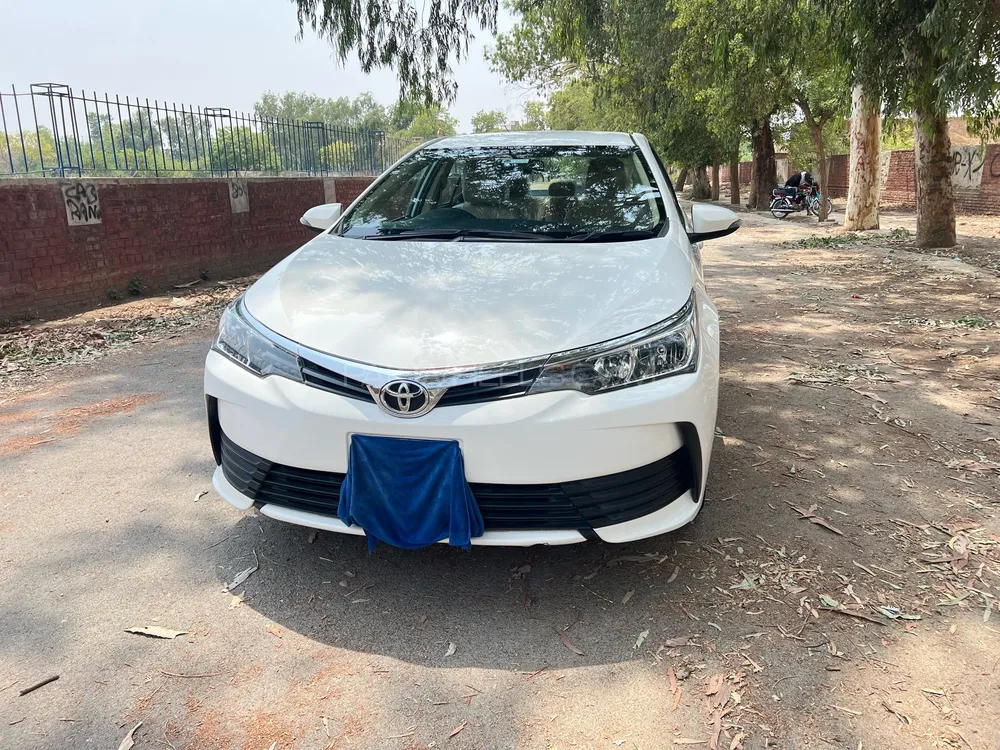 Toyota Corolla 2020 for Sale in Burewala Image-1