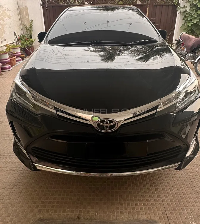 Toyota Corolla 2021 for Sale in Karachi Image-1