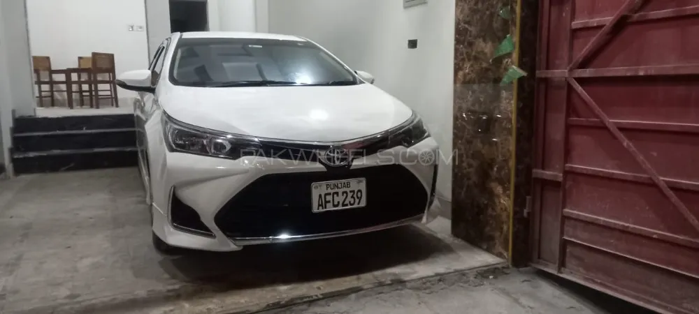 Toyota Corolla 2021 for Sale in Faisalabad Image-1