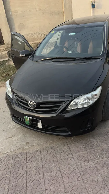 Toyota Corolla 2012 for Sale in Sargodha Image-1