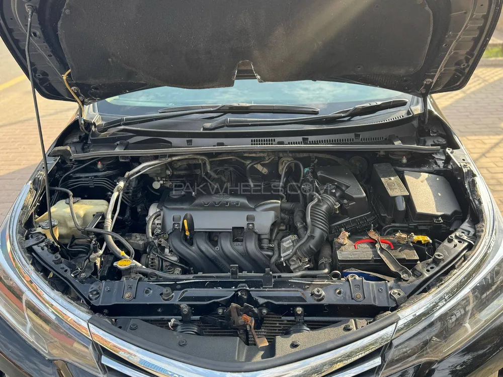 Toyota Corolla 2018 for Sale in Lahore Image-1