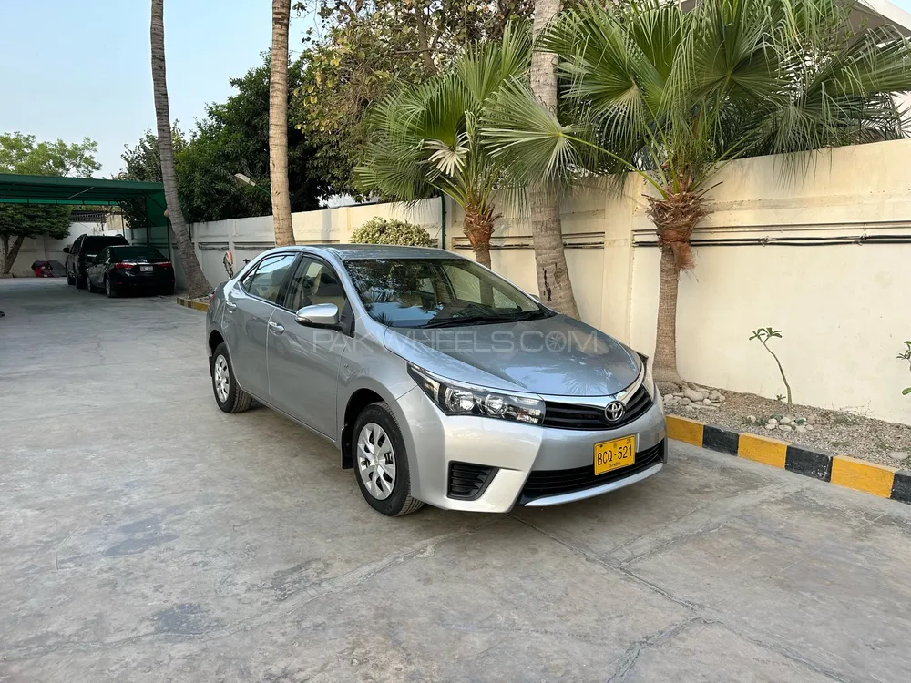 Toyota Corolla 2014 for Sale in Karachi Image-1