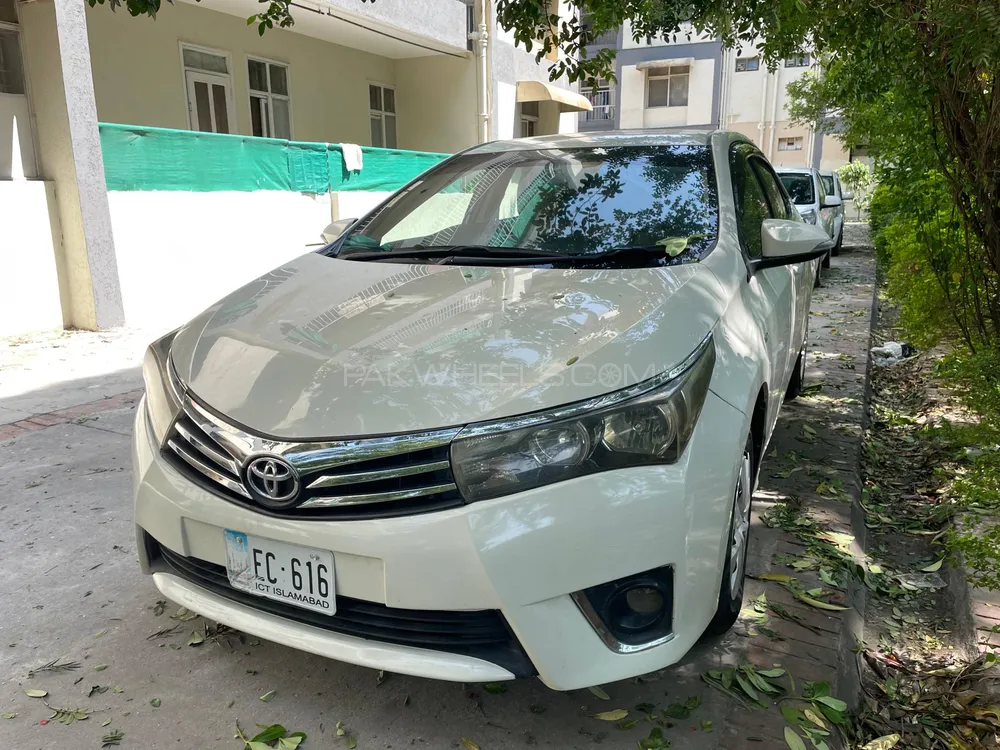 Toyota Corolla 2015 for Sale in Islamabad Image-1