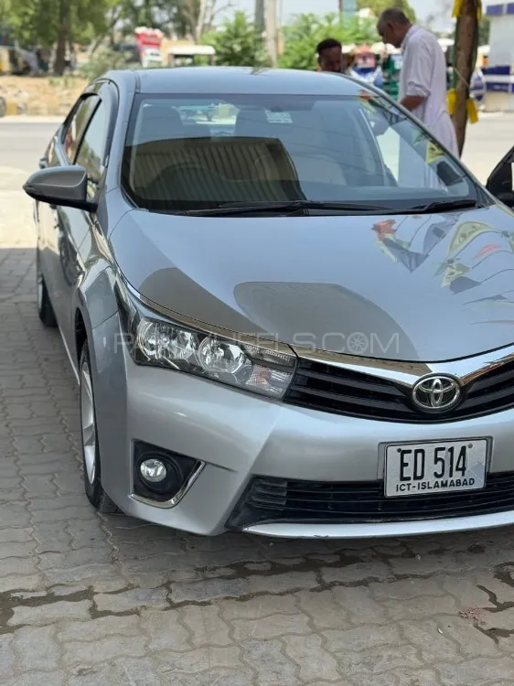 Toyota Corolla 2015 for Sale in Islamabad Image-1