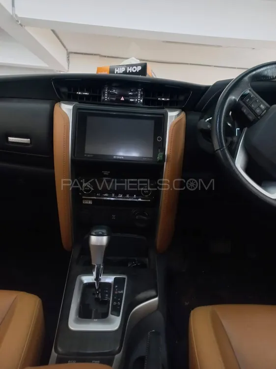 Toyota Fortuner 2018 for Sale in Karachi Image-1