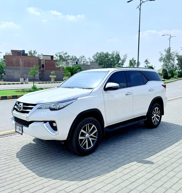 Toyota Fortuner 2020 for Sale in Multan Image-1