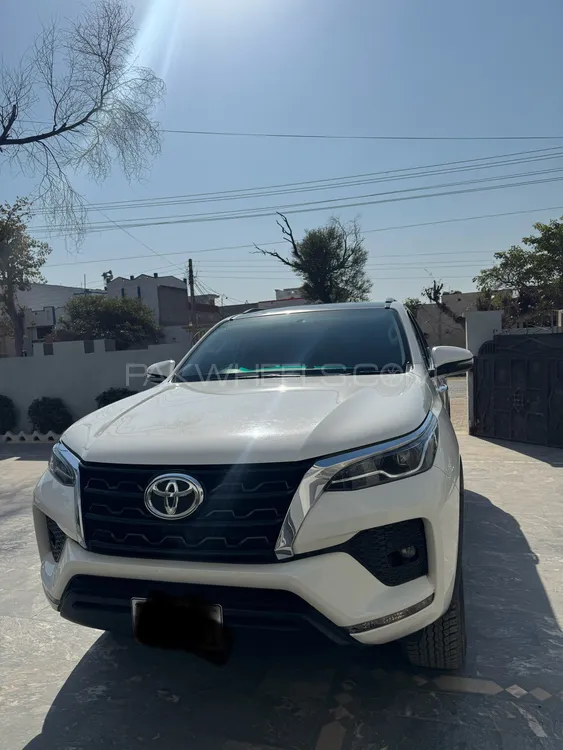 Toyota Fortuner 2022 for Sale in Mandi bahauddin Image-1