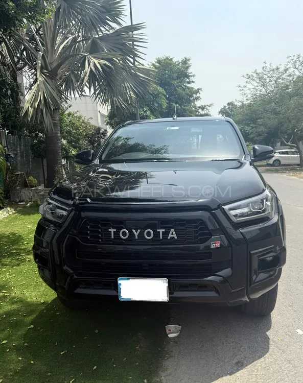 Toyota Hilux 2023 for Sale in Lahore Image-1