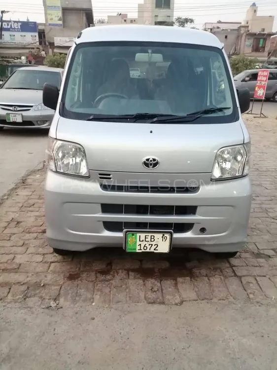 Toyota Pixis Van 2015 for Sale in Lahore Image-1