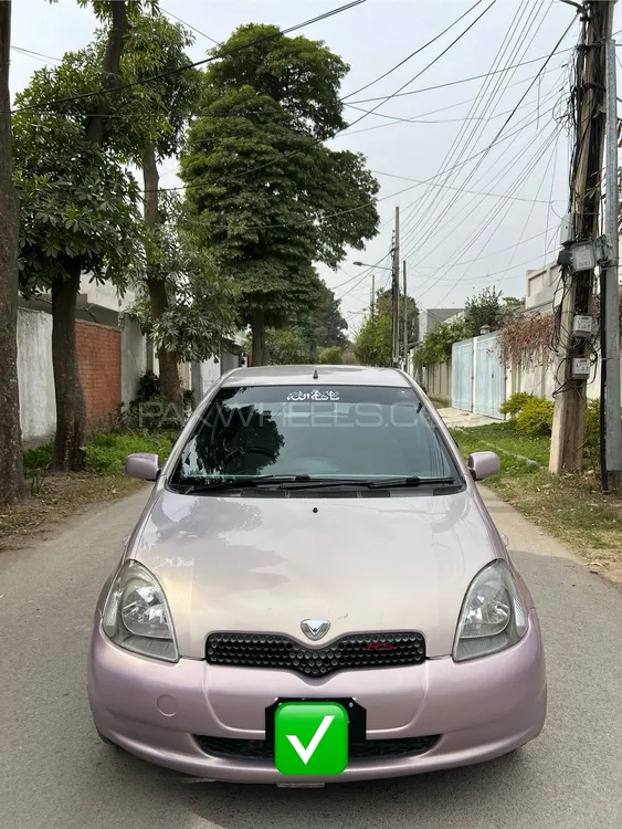 Toyota Vitz 2000 for Sale in Peshawar Image-1