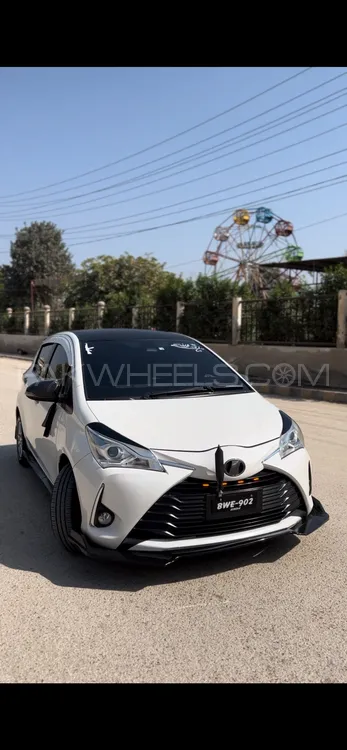 Toyota Vitz 2019 for Sale in Khairpur Mir Image-1