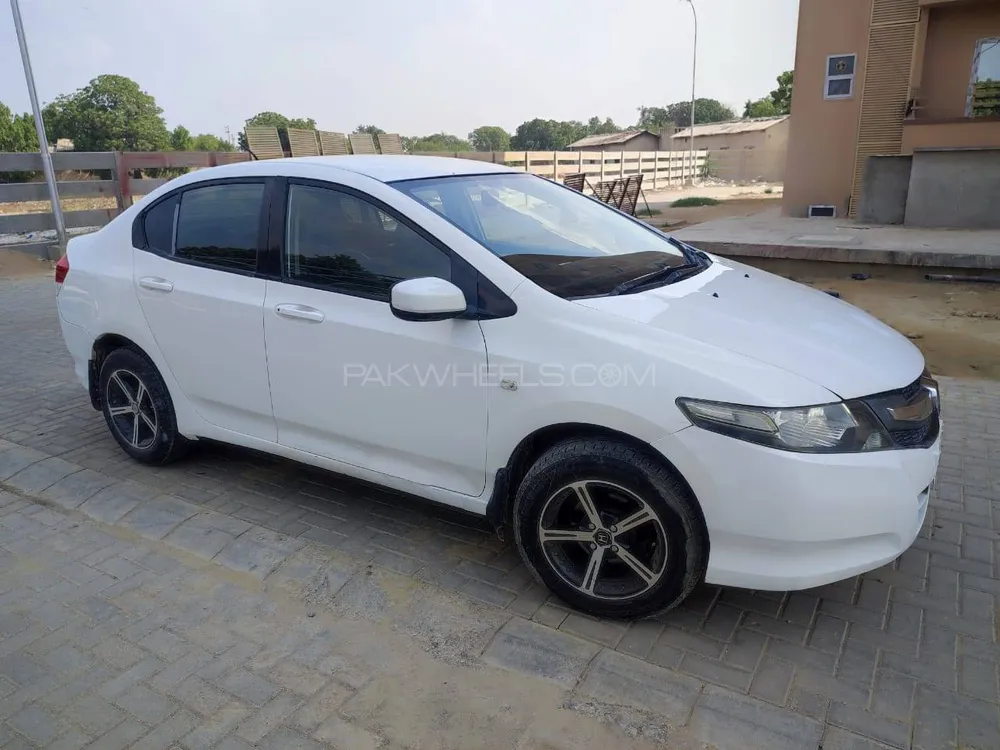 Honda City 2011 for Sale in Gujrat Image-1