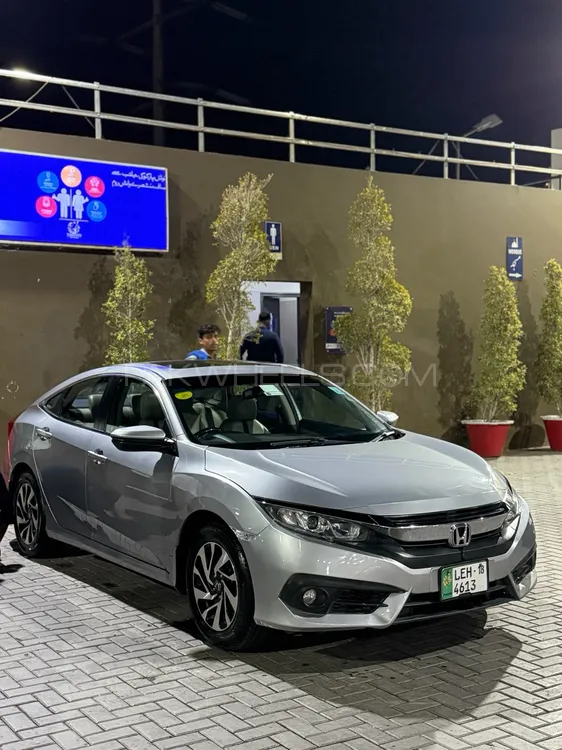 Honda Civic 2018 for Sale in Lahore Image-1