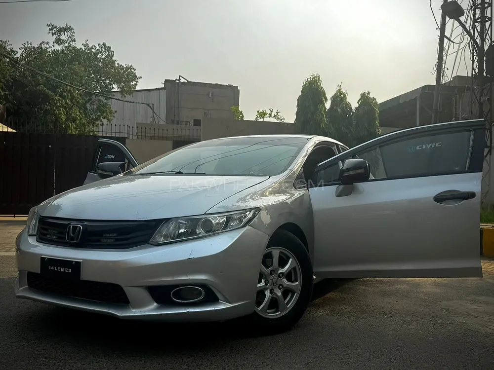 Honda Civic 2014 for Sale in Lahore Image-1