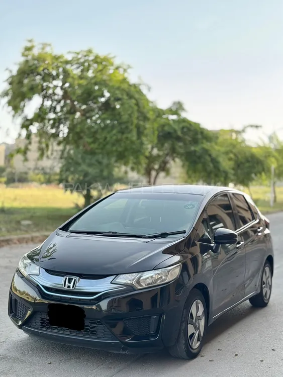 Honda Fit 2015 for Sale in Rawalpindi Image-1