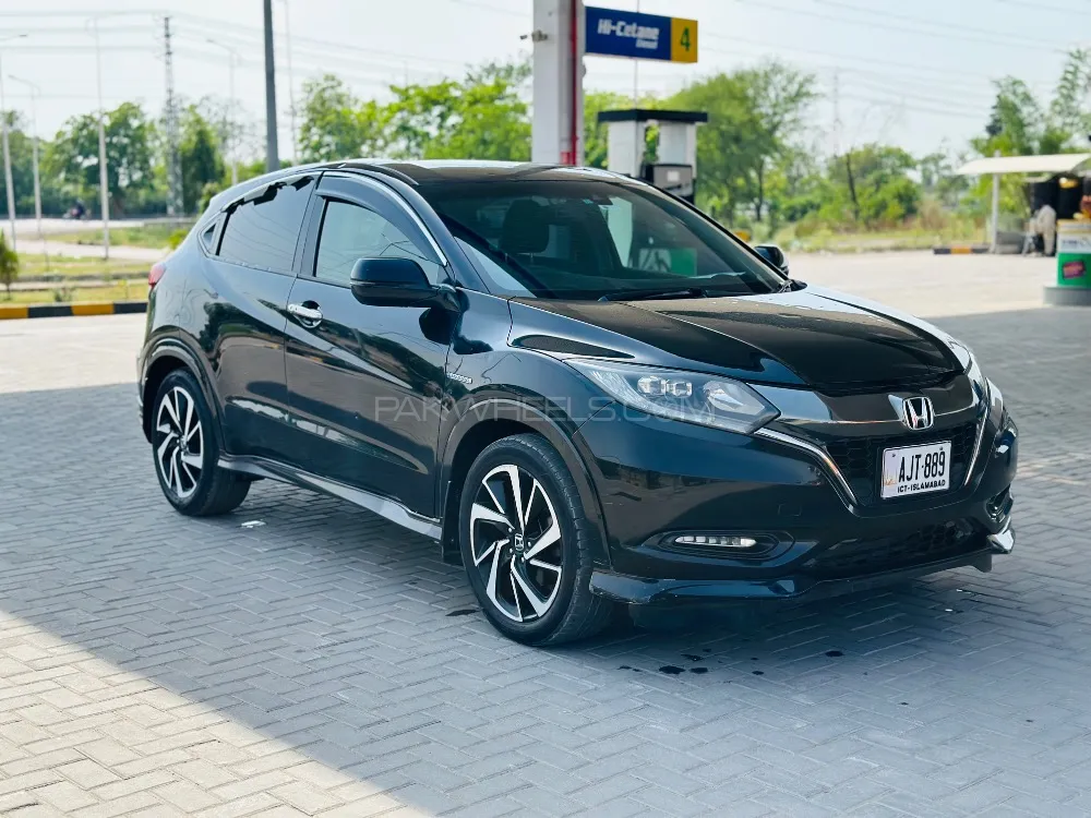 Honda Vezel 2016 for Sale in Islamabad Image-1