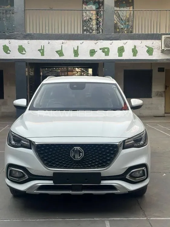 MG HS 2025 for Sale in Gujranwala Image-1