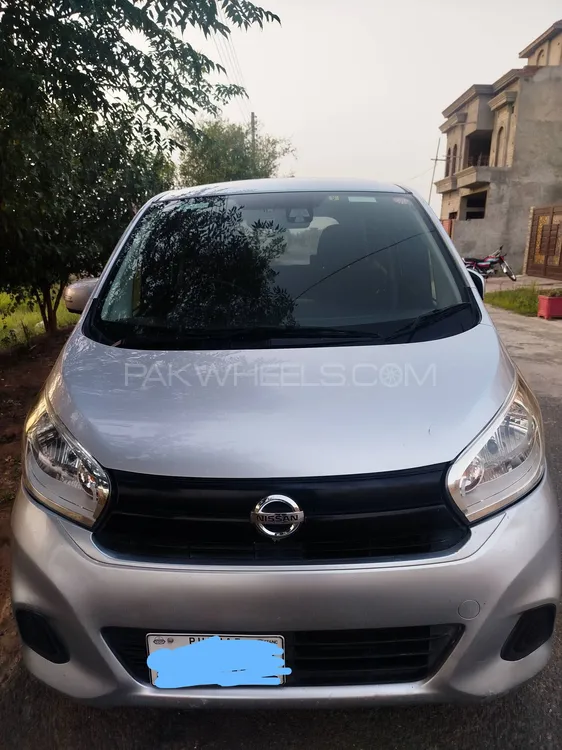 نسان ڈیز 2017 for Sale in لاہور Image-1
