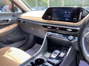 Hyundai Sonata 2.5
Model: 2021
Mileage: 41,400 km 
Reg: 2021 khi

Calling and Visiting Hours

Monday to Saturday 

11:00 AM to 7:00 PM