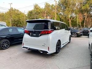 Toyota Alphard E-Four 
Executive Lounge  
Model: 2023
Mileage: 1,600 Km only 
Unregistered 
Fresh Import 2025
  
*Leather chauffeur seats 
*Heating & cooling seats  
*JBL sound system 
*Back autodoor 
*Separate sunroof
*3rd row powered seats

Calling and Visiting Hours

Monday to Saturday

11:00 AM to 7:00 PM
