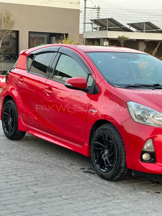 Toyota Aqua 2012 for Sale in Lahore Image-1