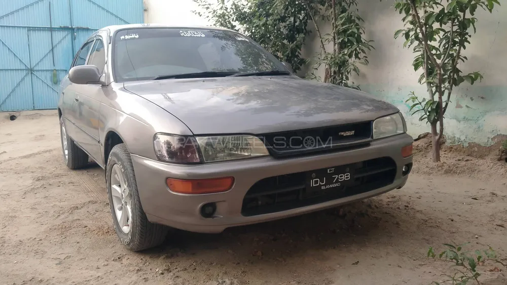 Toyota Corolla 2000 for Sale in Peshawar Image-1