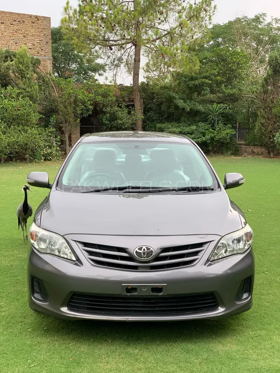 Toyota Corolla 2013 for Sale in Peshawar Image-1