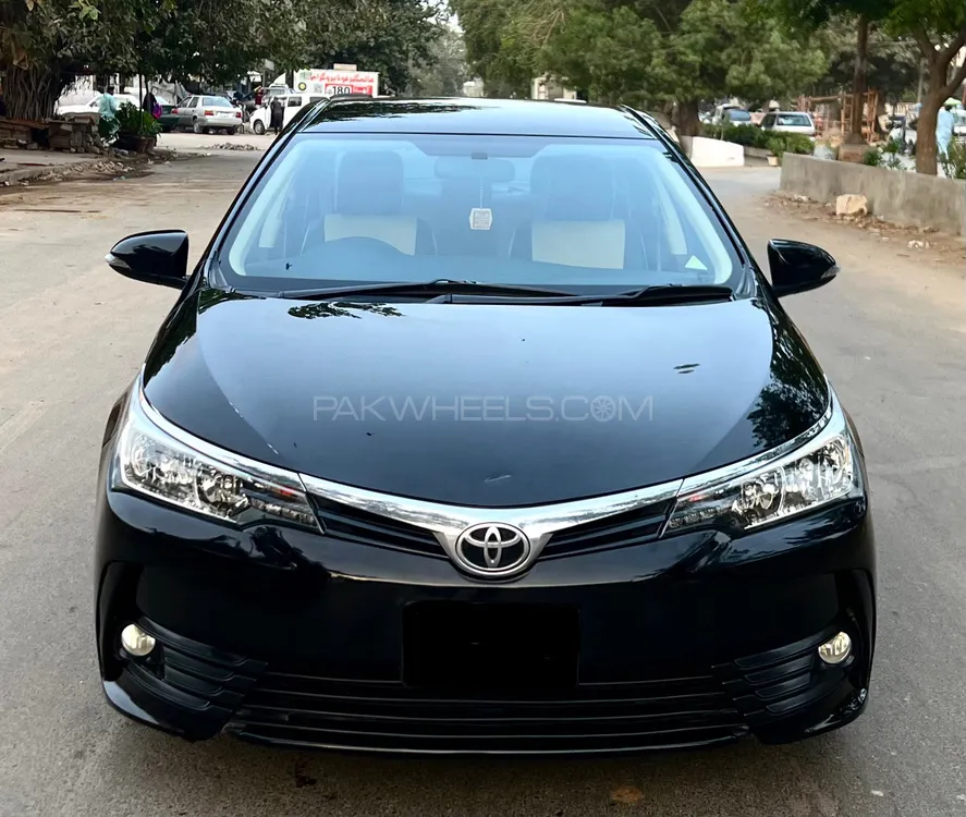Toyota Corolla 2019 for Sale in Karachi Image-1