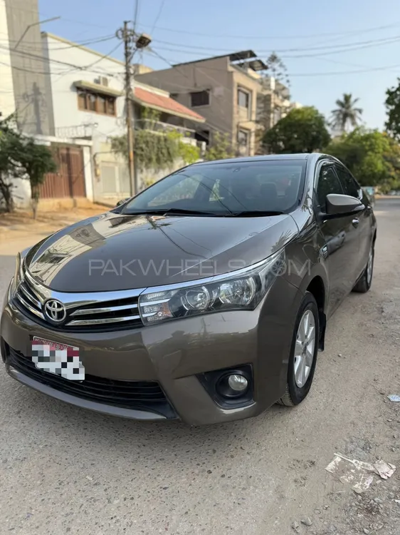 Toyota Corolla 2014 for Sale in Karachi Image-1